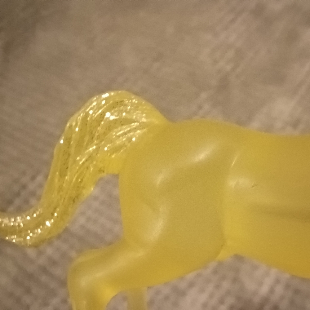 Breyer Horse Crazy Gift Set Yellow Arabian Stablemate - Picture 9 of 16